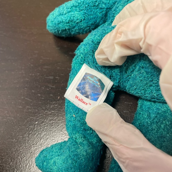 Wallace - 1999 Christmas Ty Beanie Baby // 3/$38 - Picture 10 of 13